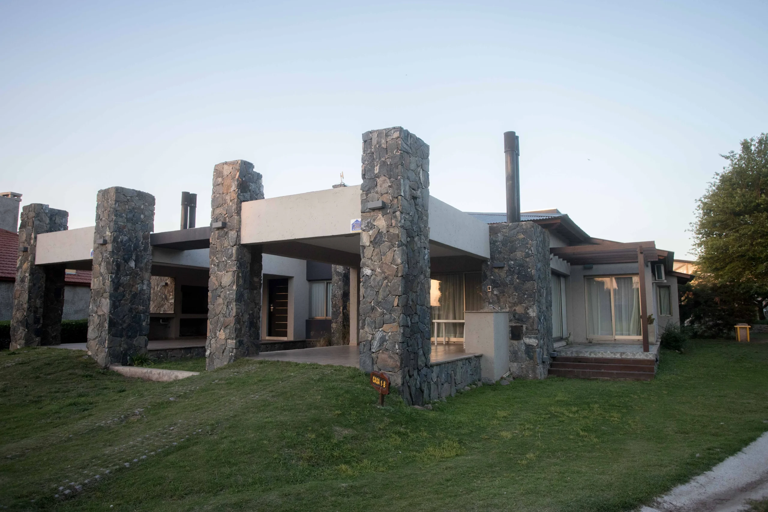 Casa 1-B